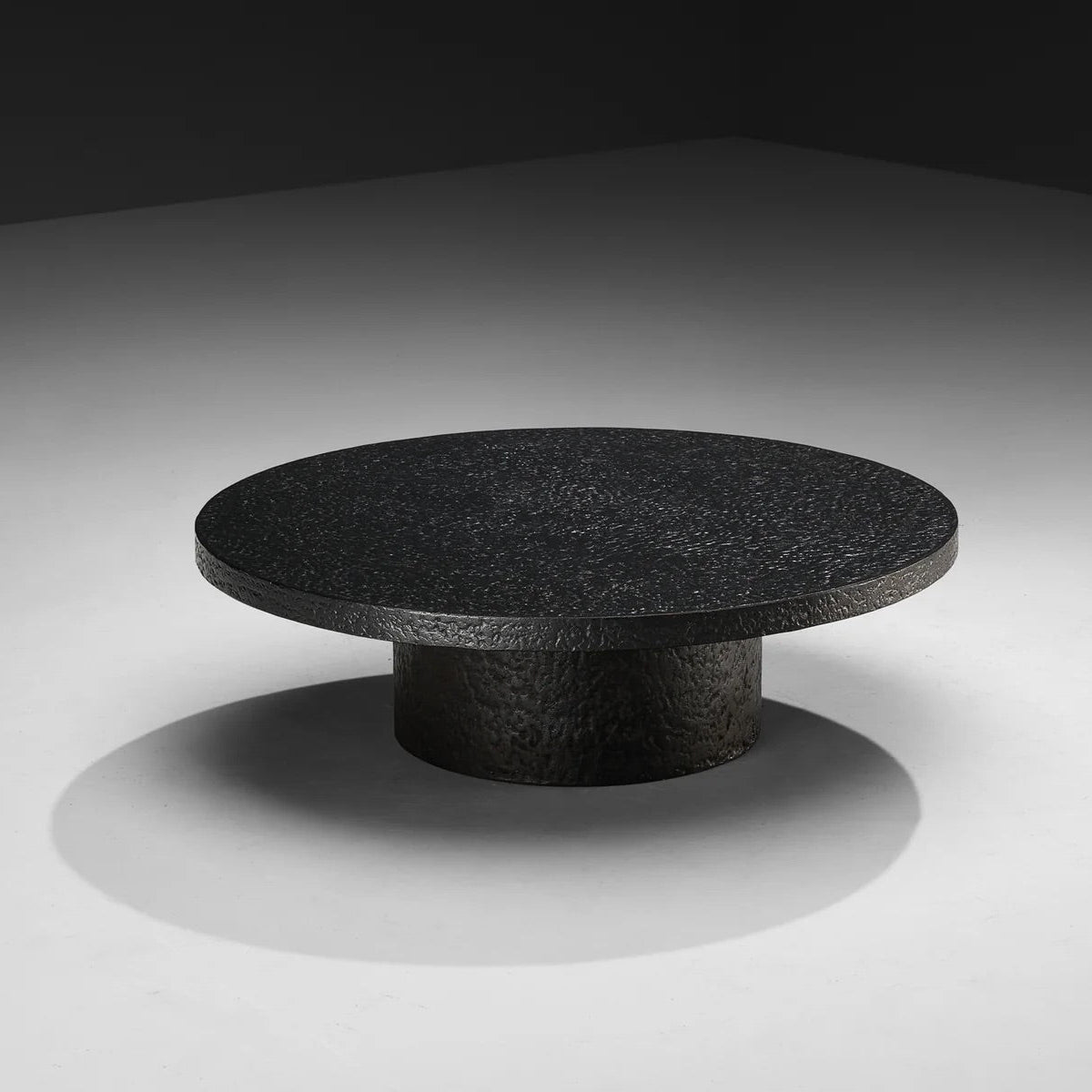Resin Brutalist Round Coffee Table in Black