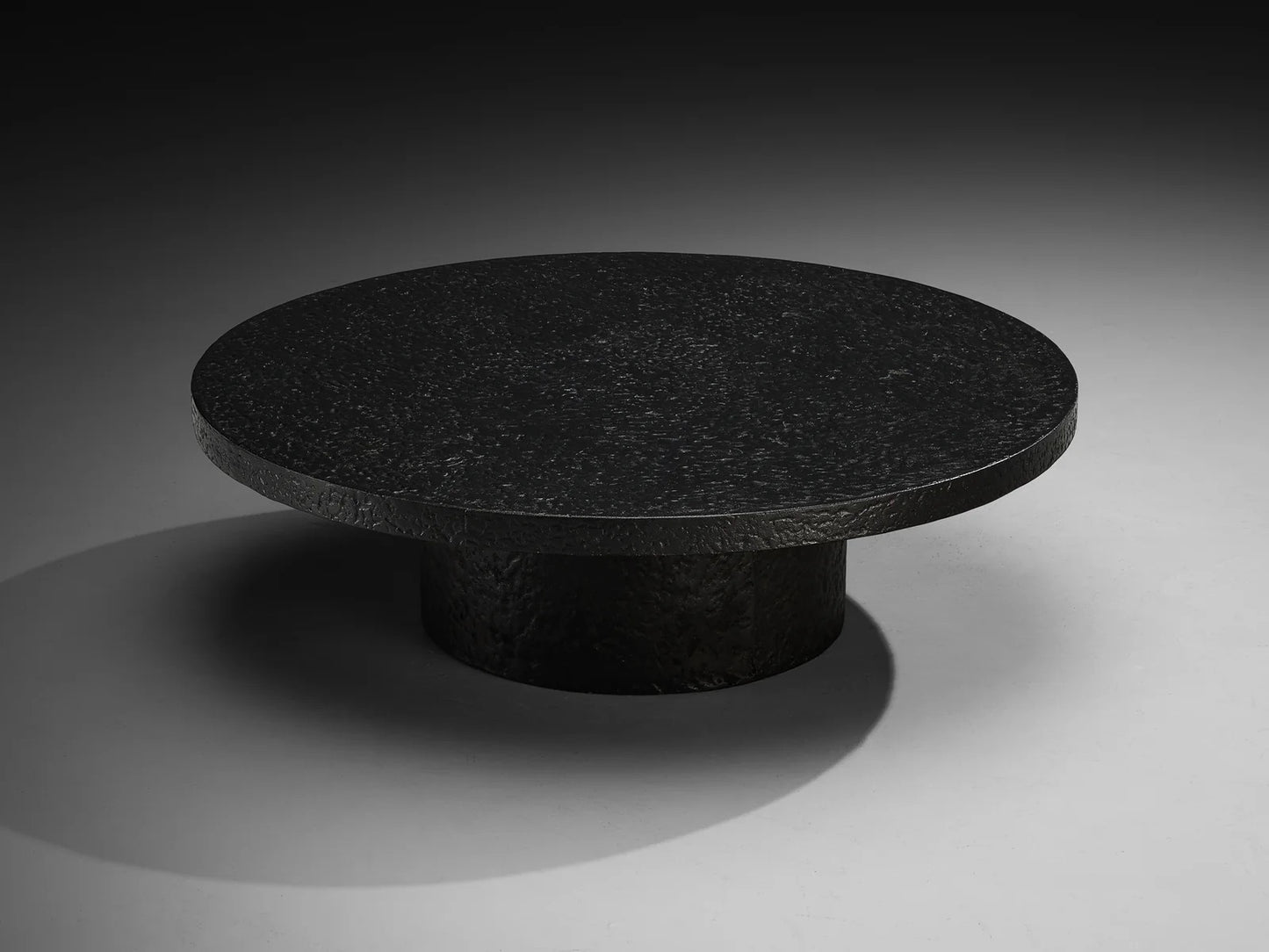 Resin Brutalist Round Coffee Table in Black