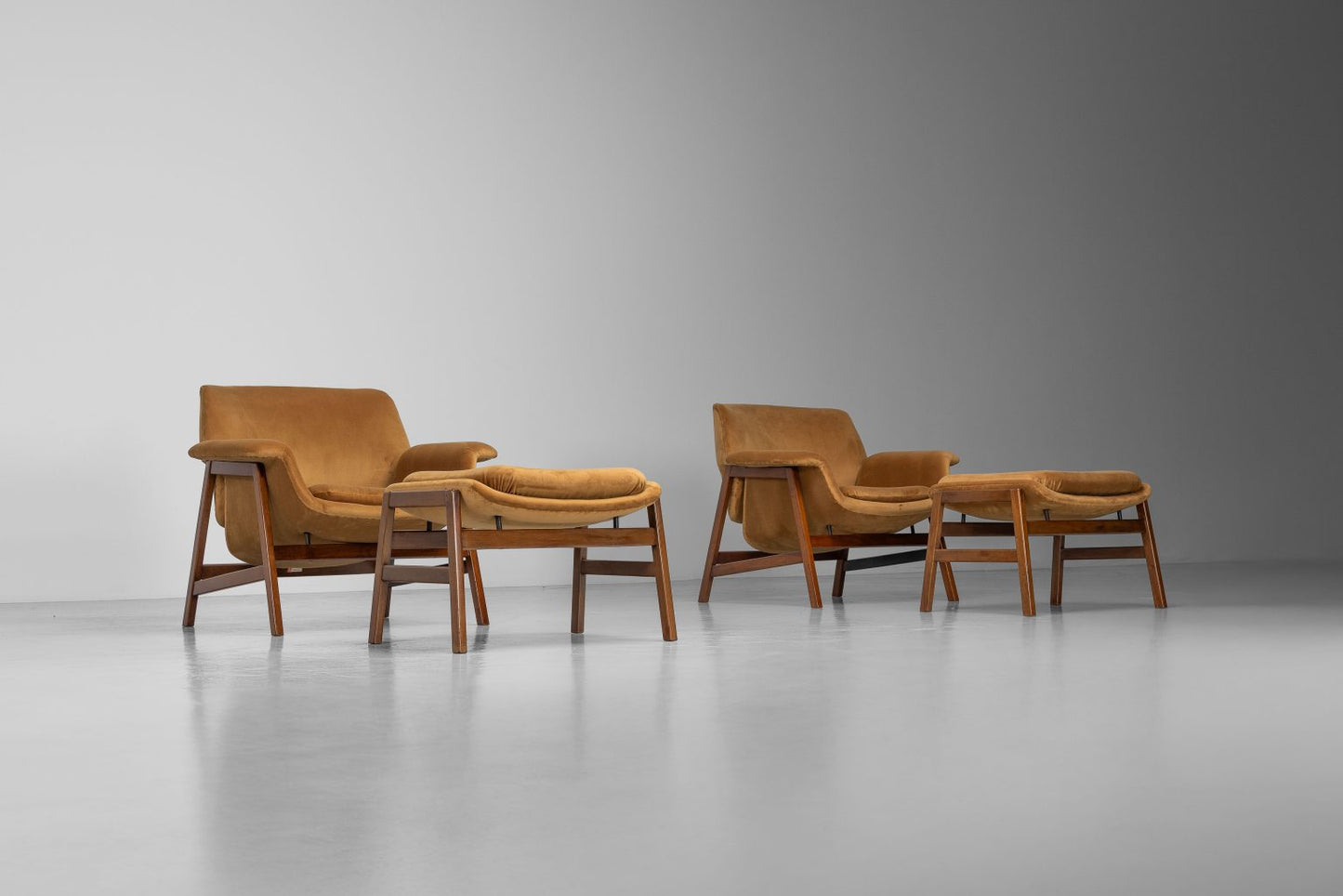 Gianfranco Frattini 849 chairs stools Cassina Italy 1956